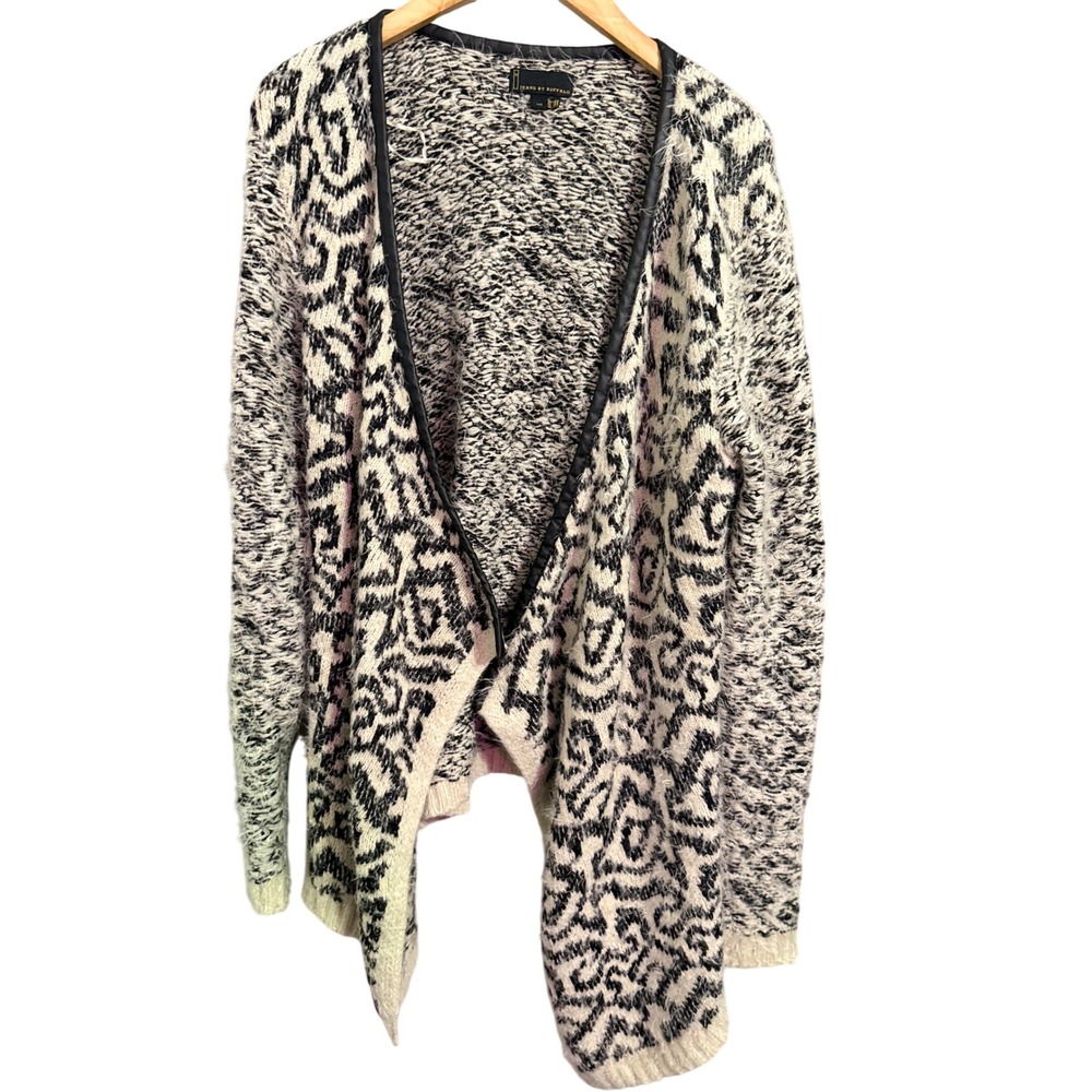 Jeans by Buffalo Leopard Print Fuzzy Open Front Cardigan Sweater‎ L G
